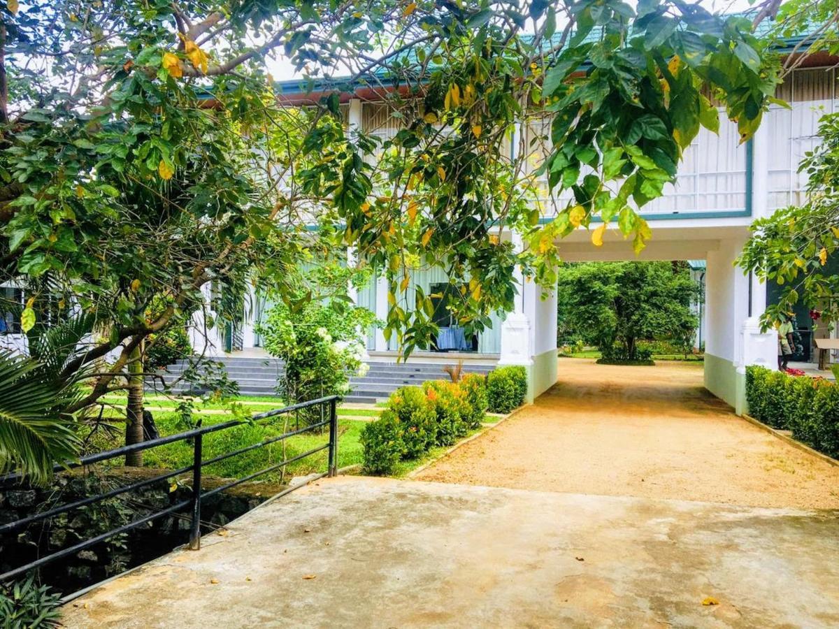 Athkandura Hotel Хабарана Екстер'єр фото